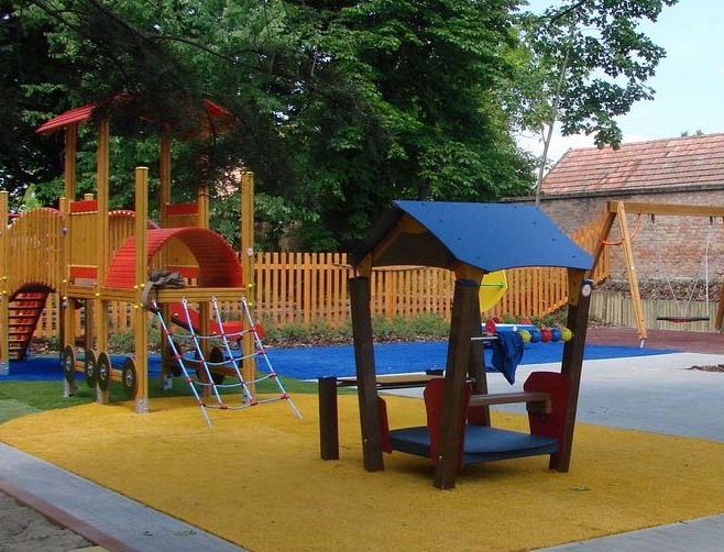 Playground AT 1